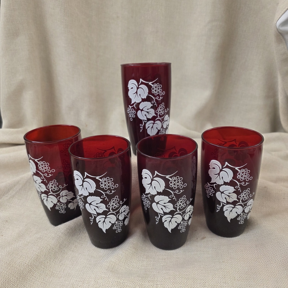 Set of Red Glasses with White Grape Design